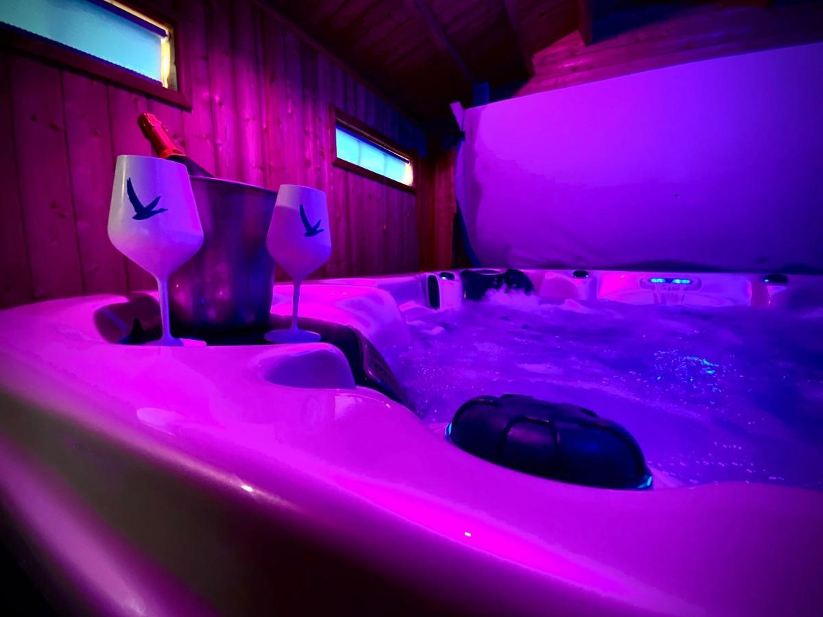 Beautiful Hot Tub Suite In Літам-Сент-Еннс Екстер'єр фото